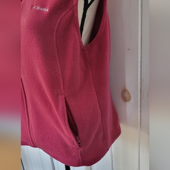 Columbia Raspberry Pink Full Zip Fleece Vest - Picture 4 of 10